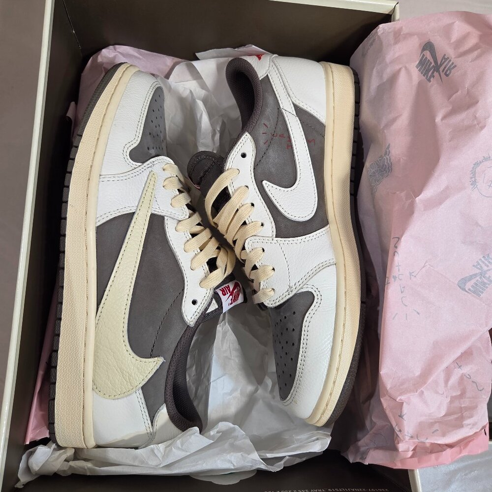 Jordan 1 Travis Scott reverse mocha size US10